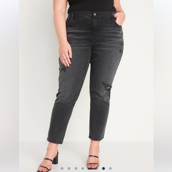Old Navy Distressed Faded Black Low Rise Boyfriend Jeams Plus 18 New - Picture 1 of 12